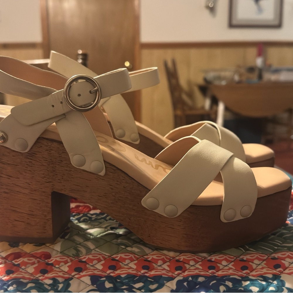 SAM EDELMAN Cream Women's Sandals